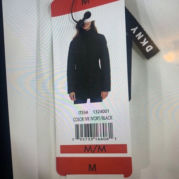 3 in 1 DKNY - Picture 2 of 3